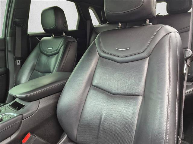 Used 2020 Cadillac XT5 Premium Luxury FWD image 9