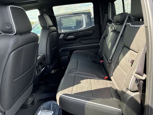 New 2026 GMC Sierra 1500 AT4X image 20