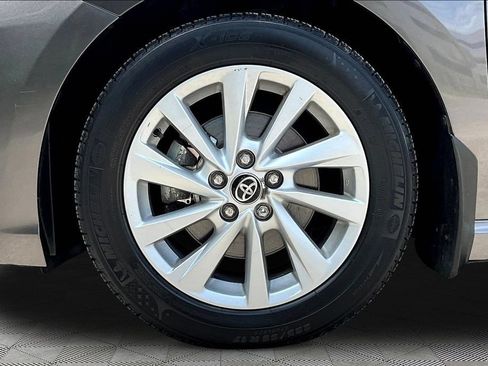 Used 2024 Toyota Camry SE FWD image 33