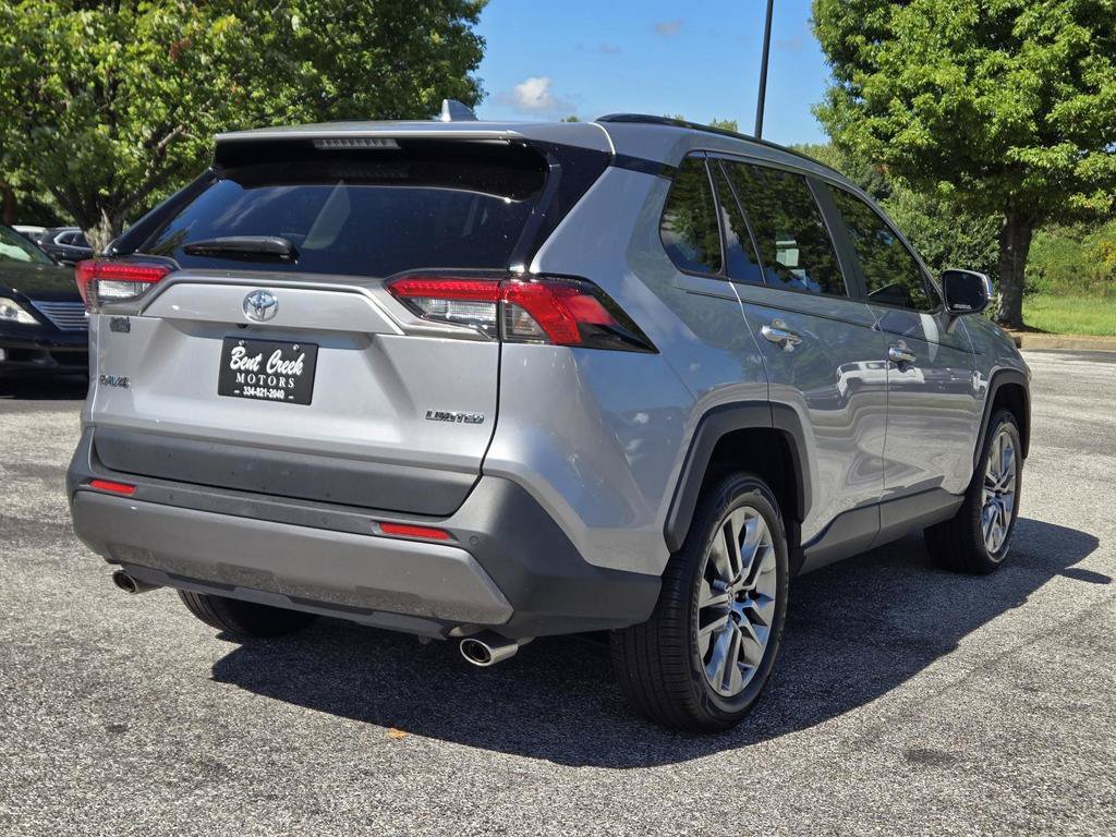 Used 2019 Toyota RAV4 Limited FWD image 7