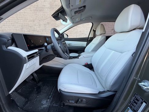 Used 2025 Hyundai Tucson SEL image 12