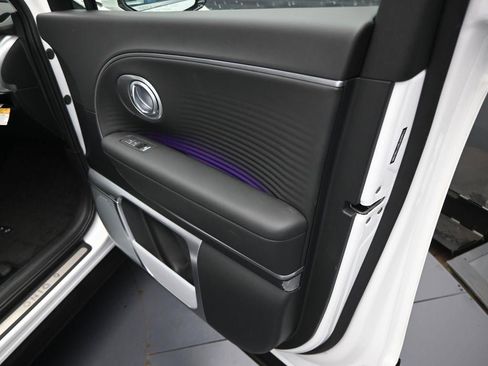 New 2026 Hyundai Ioniq 9 Limited image 44
