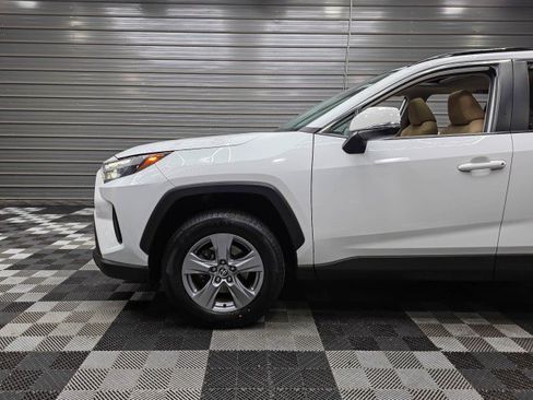 Used 2022 Toyota RAV4 XLE w/ Convenience Package AWD/4WD image 41