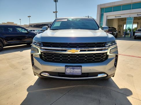 Used 2024 Chevrolet Tahoe LS RWD image 2