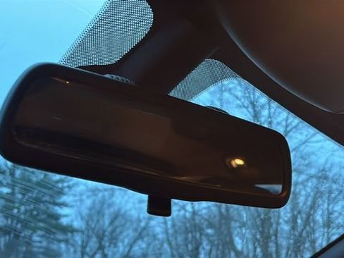 Used 2015 Jeep Grand Cherokee Laredo image 21