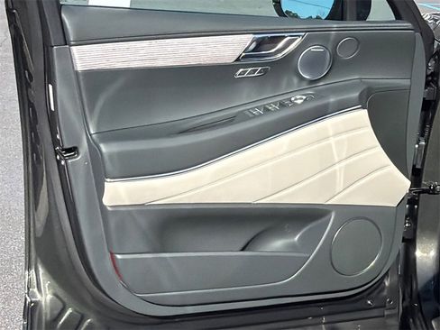 New 2026 Genesis GV80 3.5T Prestige image 10