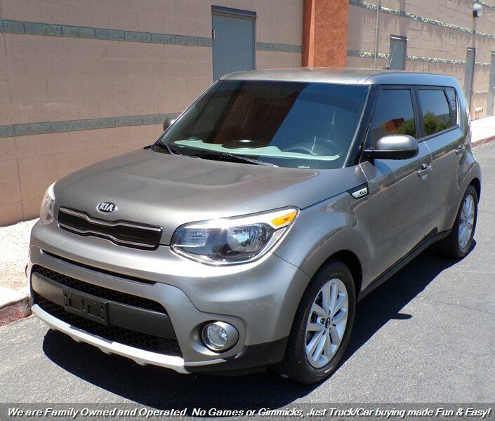 Used 2017 Kia Soul + FWD image 3