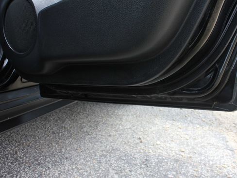 Used 2017 Nissan Rogue SL image 48