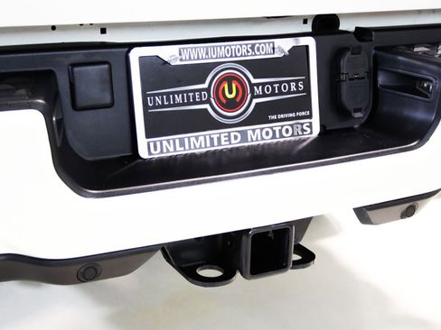 Used 2024 RAM 3500 Laramie image 16