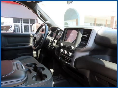 Certified 2021 RAM 2500 Tradesman AWD/4WD image 9