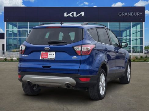 Used 2018 Ford Escape SE image 5