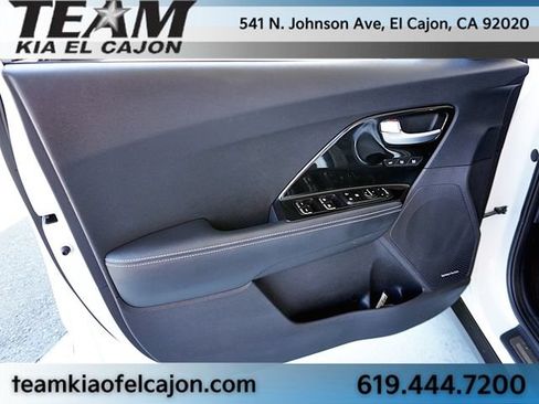Used 2019 Kia Niro EX w/ EX Premium Package FWD image 23