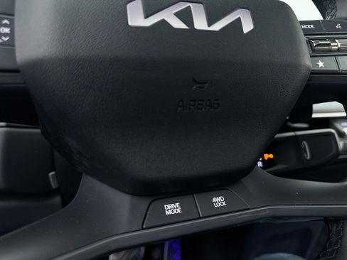 Used 2024 Kia EV9 GT-Line image 10