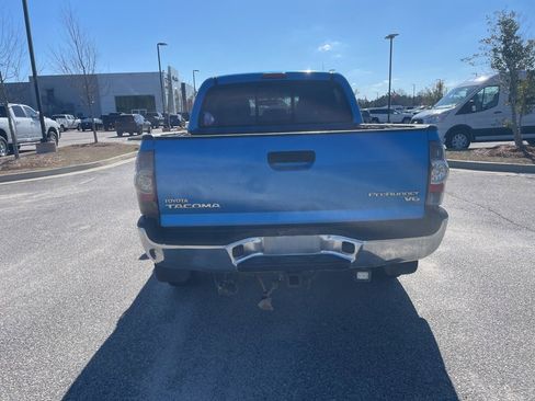 Used 2011 Toyota Tacoma PreRunner w/ TRD Off-Road Pkg image 7