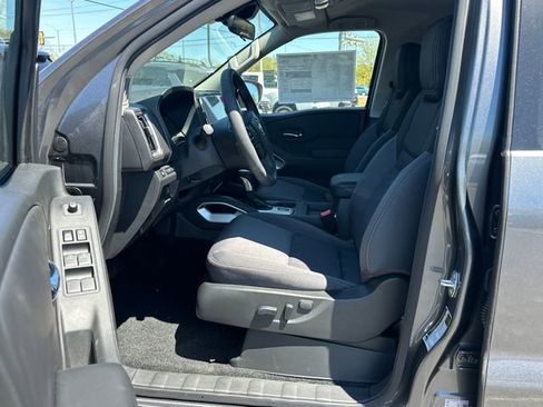 New 2026 Nissan Frontier SV w/ SV Convenience Package AWD/4WD image 9