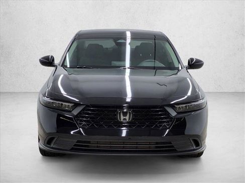 Used 2025 Honda Accord LX image 2