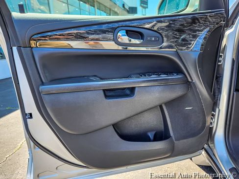 Certified 2014 Buick Enclave Premium FWD image 18