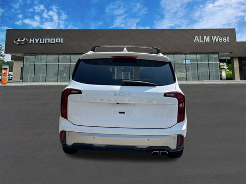 Used 2023 Kia Telluride S FWD image 6