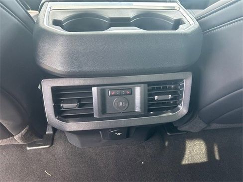 New 2025 Ford F250 Platinum image 29