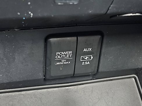 Used 2023 Honda Passport EX-L image 25