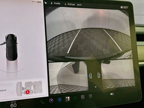 Used 2022 Tesla Model 3 Standard Range RWD image 22