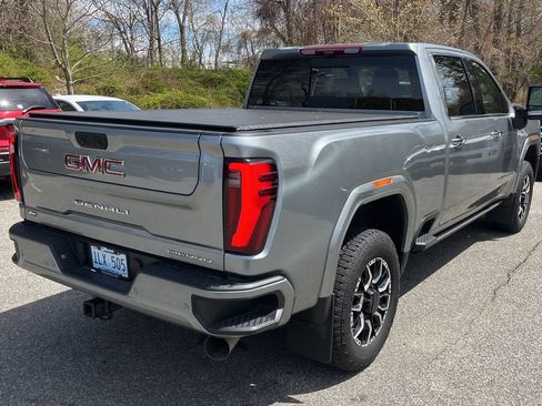 Used 2024 GMC Sierra 2500 Denali w/ Denali Reserve Package AWD/4WD image 7
