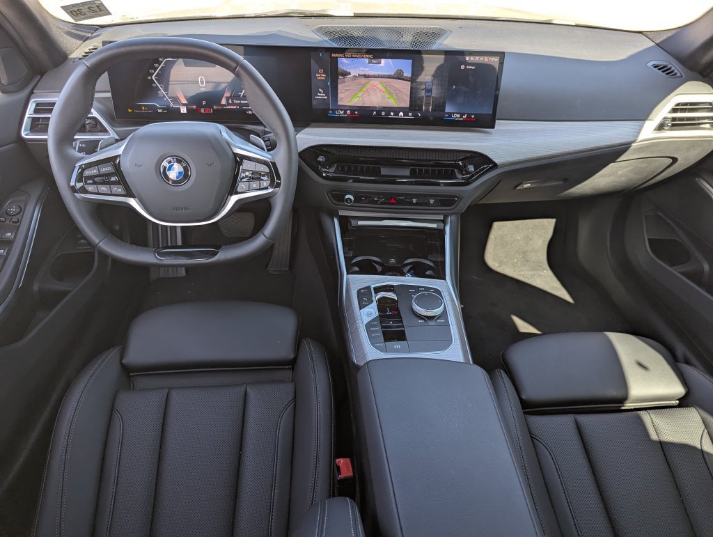 Used 2026 BMW 330i xDrive Sedan AWD/4WD image 28