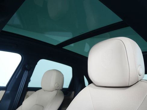 Used 2026 Porsche Cayenne E-Hybrid image 12