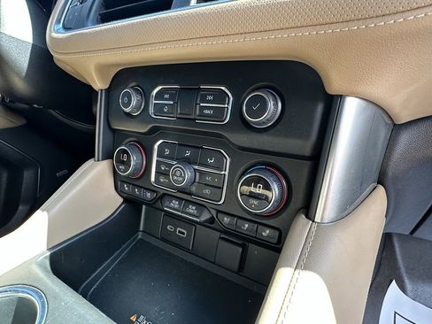 Used 2021 Chevrolet Tahoe Premier image 12