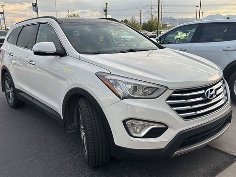 Used 2015 Hyundai Santa Fe Limited w/ Option Group 04 AWD/4WD image 2