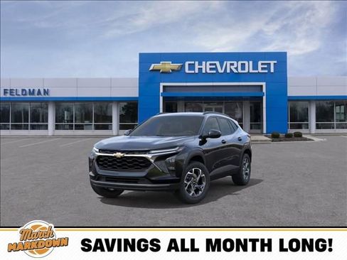 New 2026 Chevrolet Trax LT w/ Driver Confidence Package image 8