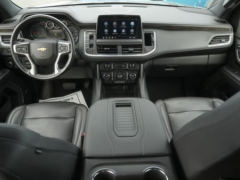 Used 2021 Chevrolet Tahoe LT w/ LT Signature Package image 23