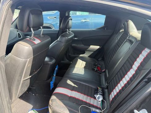 Used 2013 Dodge Avenger R/T FWD image 8