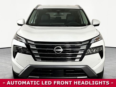 Certified 2025 Nissan Rogue SL AWD/4WD image 2