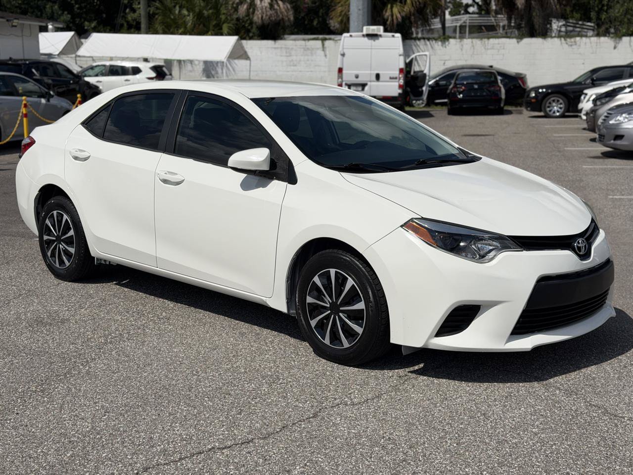Used 2014 Toyota Corolla L FWD image 3