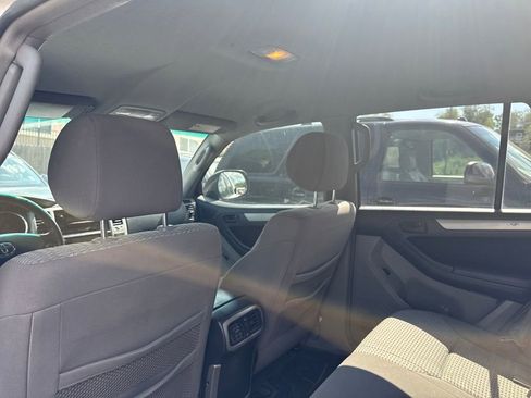 Used 2007 Toyota 4Runner SR5 image 19