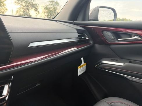 New 2026 Chevrolet Traverse Z71 w/ Driver Confidence Package AWD/4WD image 29