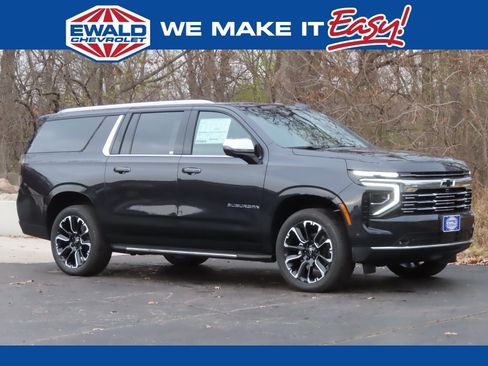 New 2026 Chevrolet Suburban Premier image 1