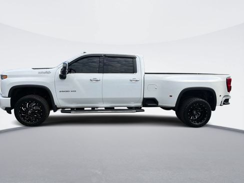Used 2022 Chevrolet Silverado 3500 High Country w/ Safety Package II AWD/4WD image 8