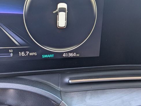 Certified 2024 Kia Carnival SX image 32