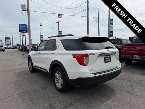 Used 2021 Ford Explorer XLT AWD/4WD image 7