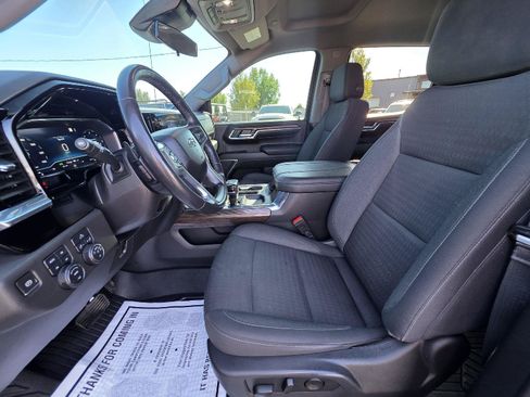 Used 2023 Chevrolet Silverado 1500 LT Trail Boss w/ Protection Package AWD/4WD image 7