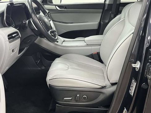 Used 2024 Hyundai Palisade SEL FWD image 16