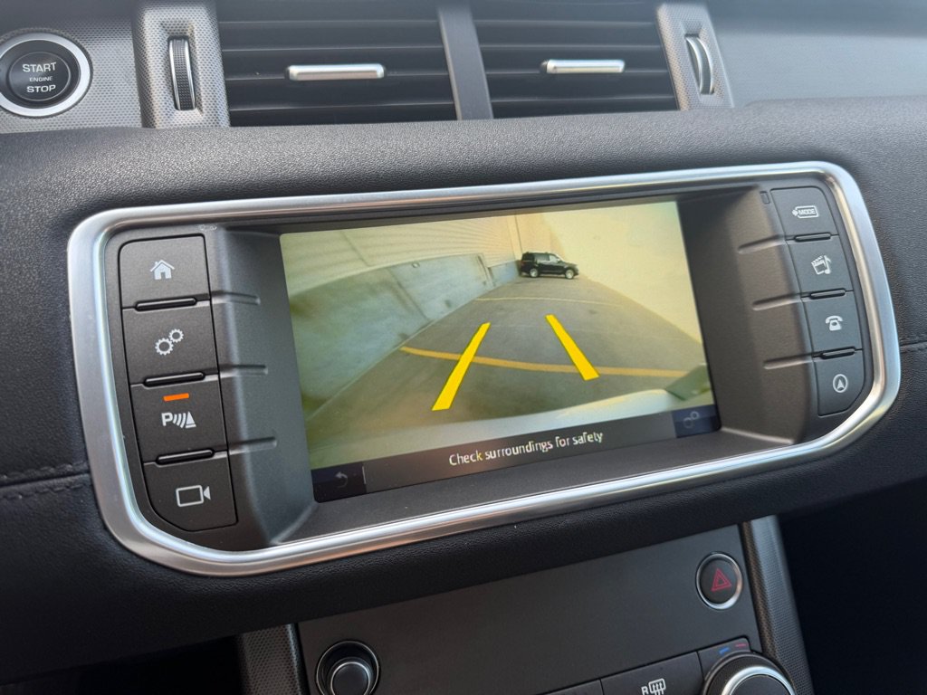 Used 2018 Land Rover Range Rover Evoque SE AWD/4WD image 17