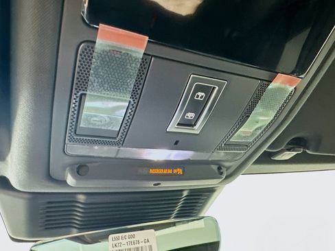 New 2026 Land Rover Discovery Sport Landmark AWD/4WD image 32