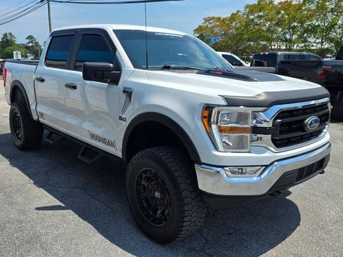 Used 2022 Ford F150 XLT w/ Trailer Tow Package AWD/4WD image 3