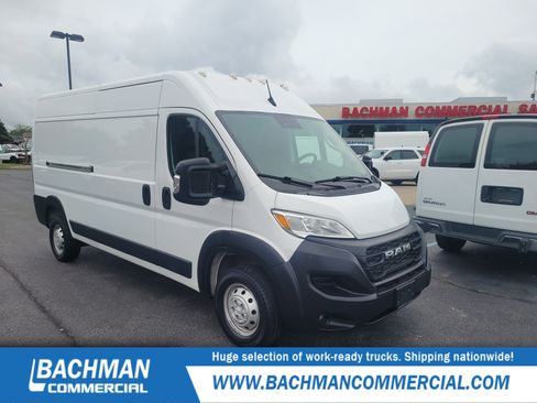 Used 2023 RAM ProMaster 2500 FWD image 1