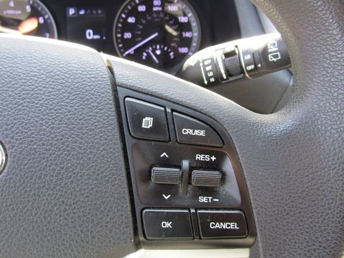 Used 2018 Hyundai Tucson SEL image 25