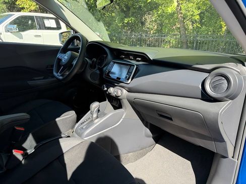 Used 2025 Nissan Kicks Play S FWD image 37
