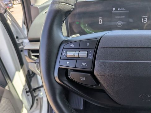 Certified 2026 Kia Sportage LX FWD image 29